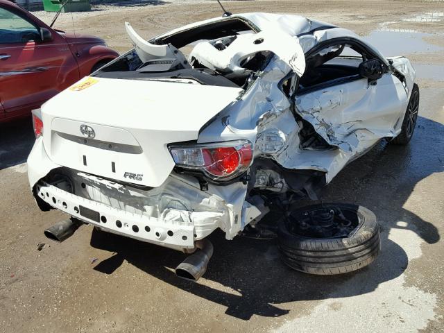JF1ZNAA17E9703321 - 2014 TOYOTA SCION FR-S თეთრი ფოტო 4