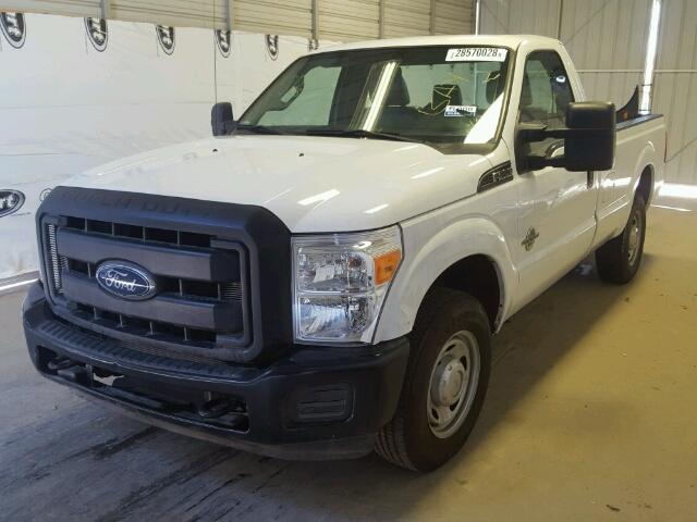 1FDBF2ATXGEB26435 - 2016 FORD F250 SUPER WHITE photo 2