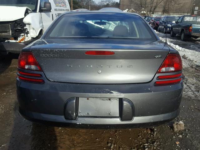 1B3EL46X85N694764 - 2005 DODGE STRATUS SX GRAY photo 9