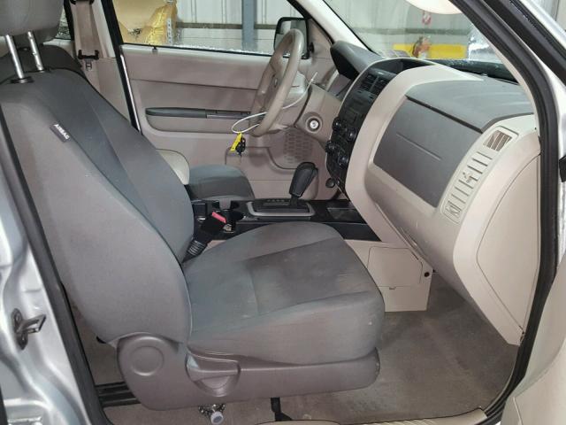 1FMCU0C70AKC47756 - 2010 FORD ESCAPE XLS SILVER photo 5