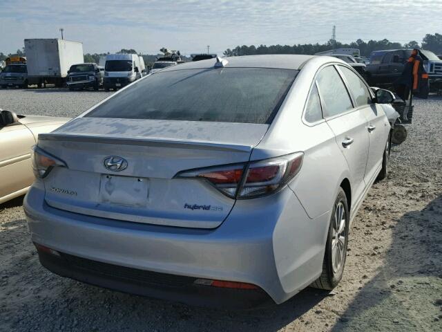 KMHE24L16HA059423 - 2017 HYUNDAI SONATA HYB SILVER photo 4