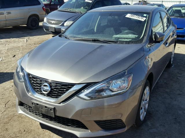 3N1AB7AP5GL637579 - 2016 NISSAN SENTRA S GRAY photo 2