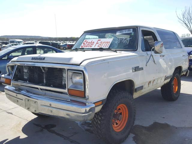 3B4GW12T5HM715324 - 1987 DODGE RAMCHARGER WHITE photo 2