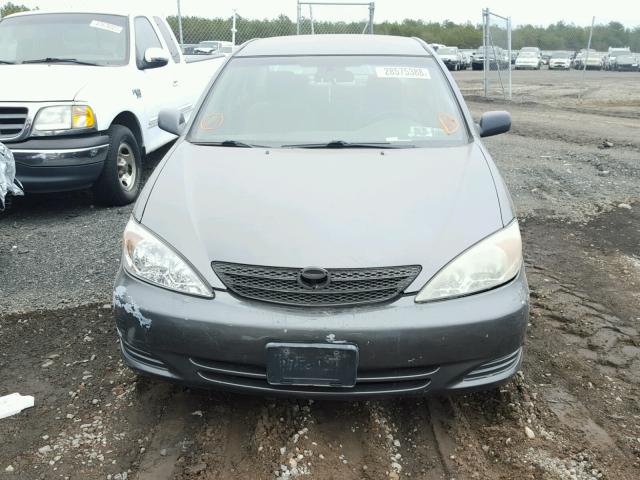 4T1BE32K13U717963 - 2003 TOYOTA CAMRY LE GRAY photo 9