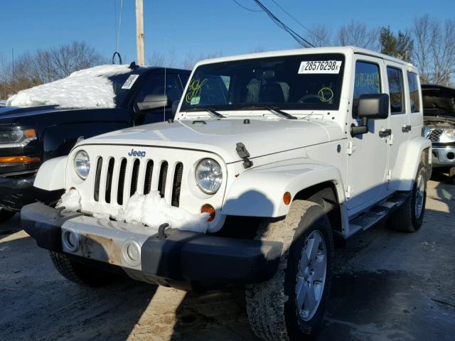 1C4HJWEG2CL190220 - 2012 JEEP WRANGLER U WHITE photo 2