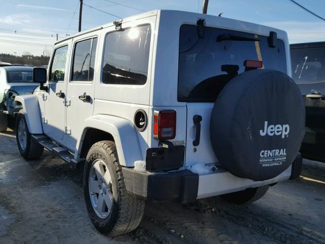 1C4HJWEG2CL190220 - 2012 JEEP WRANGLER U WHITE photo 3