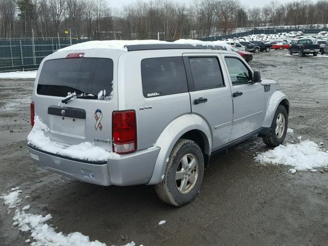 1D8GU28KX9W512624 - 2009 DODGE NITRO SE SILVER photo 4