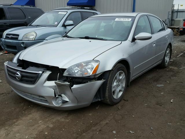 1N4AL11D83C203469 - 2003 NISSAN ALTIMA BAS SILVER photo 2