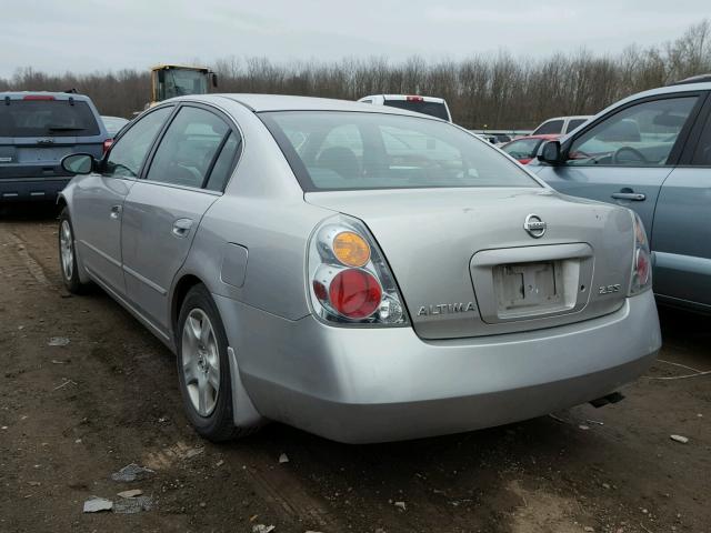 1N4AL11D83C203469 - 2003 NISSAN ALTIMA BAS SILVER photo 3