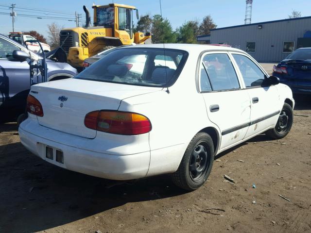 1Y1SK52861Z417862 - 2001 CHEVROLET GEO PRIZM WHITE photo 4