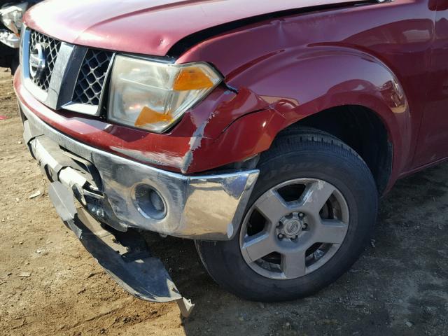 1N6AD07UX6C426784 - 2006 NISSAN FRONTIER C RED photo 9