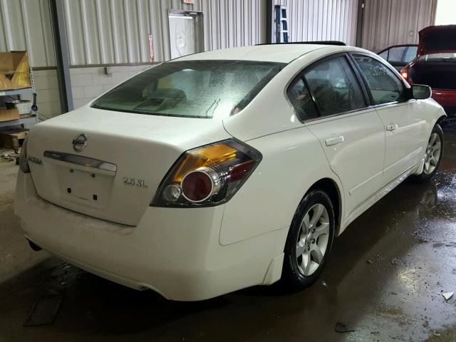 1N4AL21E27C235659 - 2007 NISSAN ALTIMA 2.5 WHITE photo 4