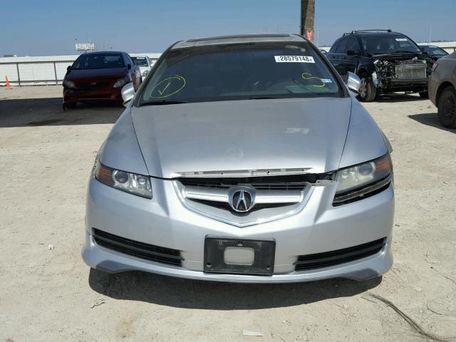 19UUA66216A040277 - 2006 ACURA 3.2TL SILVER photo 9