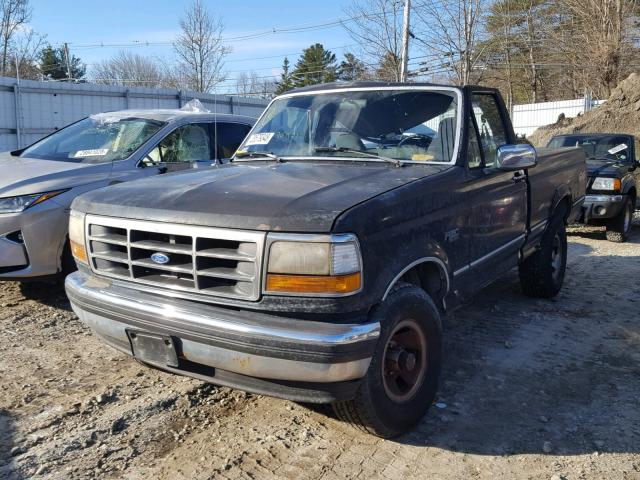 1FTEF14N0PNB11452 - 1993 FORD F150 BLACK photo 2