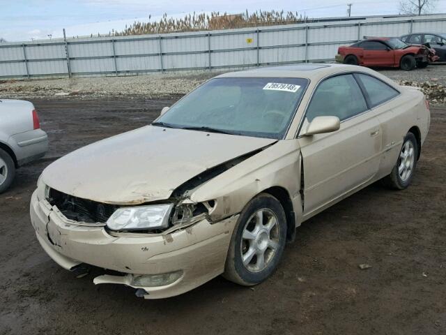 2T1CF28PX3C610961 - 2003 TOYOTA CAMRY SOLA TAN photo 2