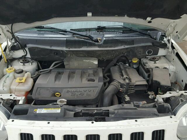 1J8FT47W58D779248 - 2008 JEEP COMPASS SP WHITE photo 7