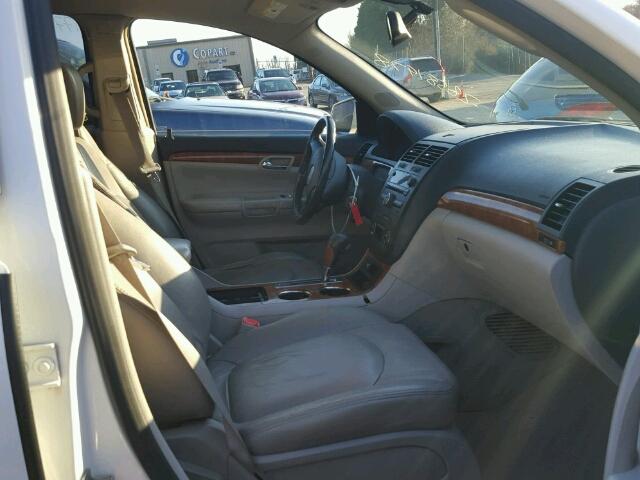 5GZER23737J172588 - 2007 SATURN OUTLOOK XR თეთრი ფოტო 5