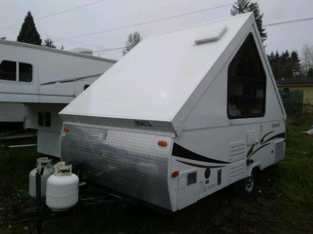 4X4CFS613CD167225 - 2012 CAMP CAMPER WHITE photo 3