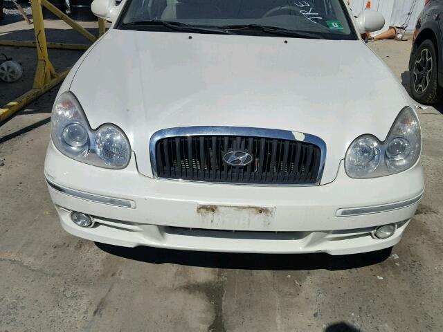 KMHWF35H12A515364 - 2002 HYUNDAI SONATA GLS WHITE photo 9