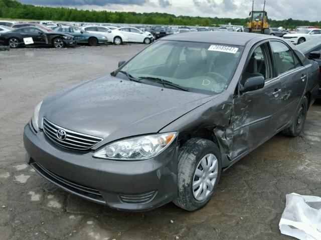 4T1BE32K96U671884 - 2006 TOYOTA CAMRY LE/X GRAY photo 2