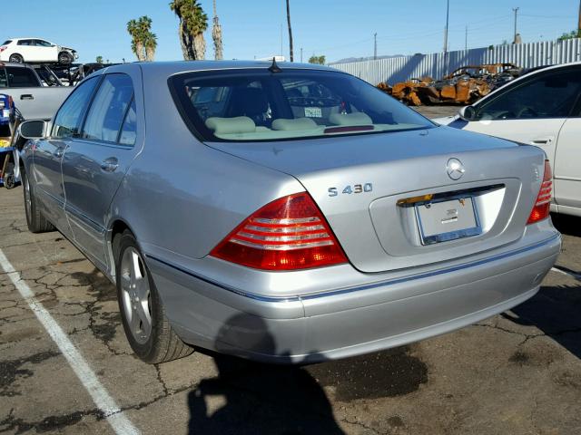WDBNG70J55A441500 - 2005 MERCEDES-BENZ S 430 SILVER photo 3