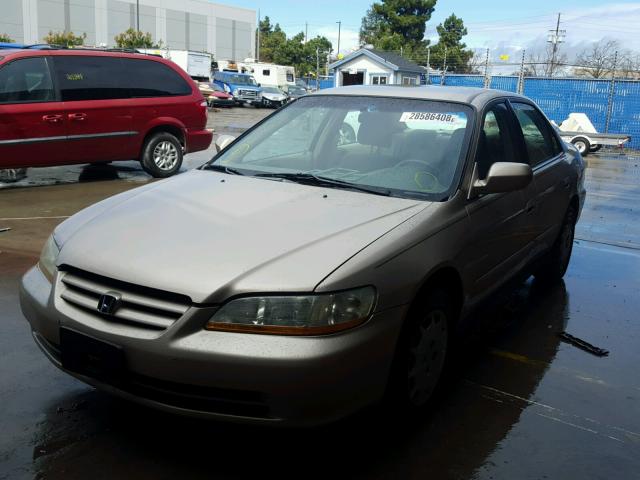 3HGCG66582G704543 - 2002 HONDA ACCORD LX TAN photo 2