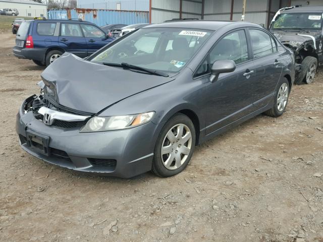 2HGFA16579H322967 - 2009 HONDA CIVIC LX GRAY photo 2