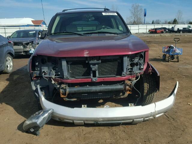 1GNDT13S952196809 - 2005 CHEVROLET TRAILBLAZE MAROON photo 9