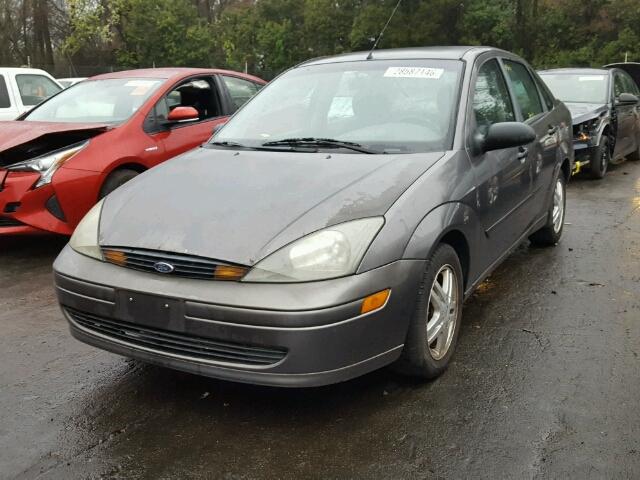 1FAFP34P43W139036 - 2003 FORD FOCUS SE GRAY photo 2