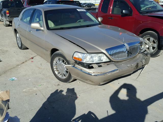 1LNHM82V57Y618100 - 2007 LINCOLN TOWN CAR S GOLD photo 1