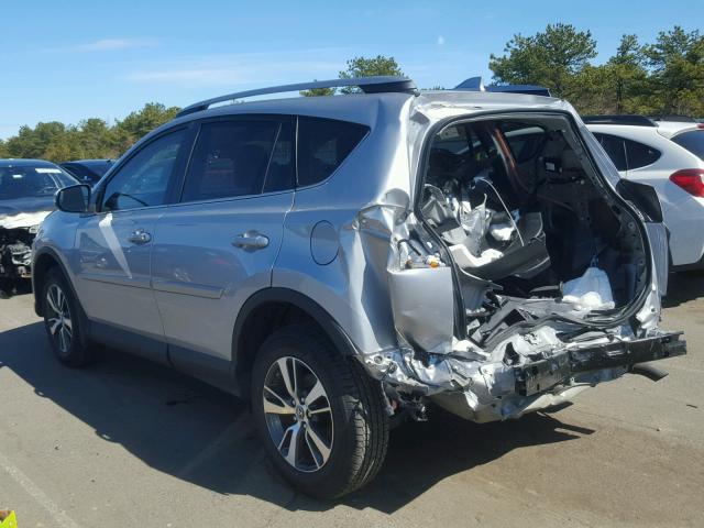 2T3RFREVXJW715539 - 2018 TOYOTA RAV4 ADVEN SILVER photo 3