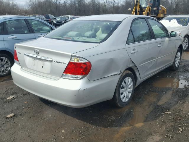 4T1BE32K35U399248 - 2005 TOYOTA CAMRY LE SILVER photo 4