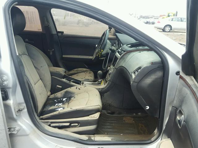 1G1ZE5E09AF162764 - 2010 CHEVROLET MALIBU LTZ 银色 照片 5