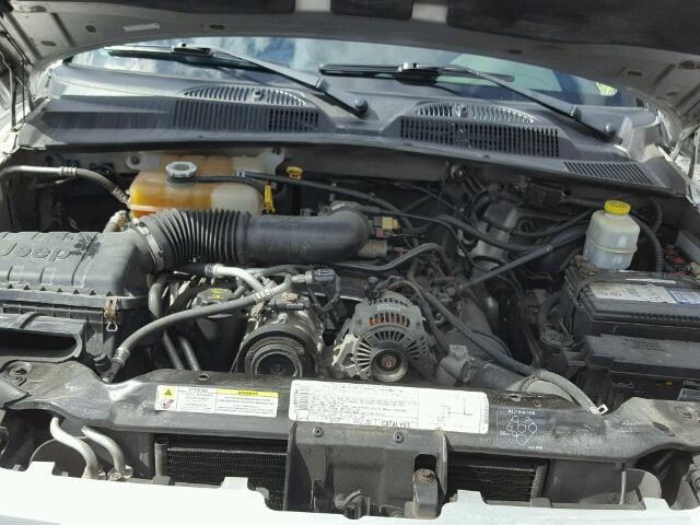 1J4GL48K16W222999 - 2006 JEEP LIBERTY SP SILVER photo 7