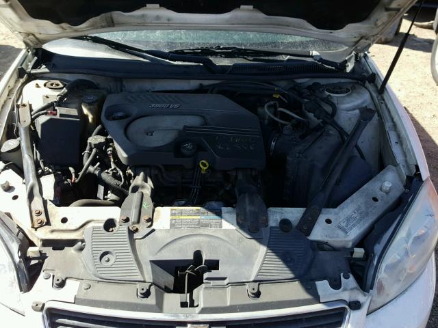 2G1WK151369283724 - 2006 CHEVROLET MONTE CARL WHITE photo 7