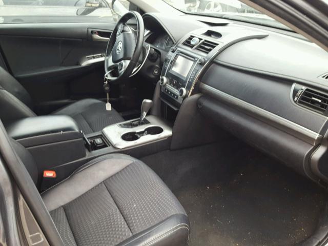 4T1BF1FK9CU182263 - 2012 TOYOTA CAMRY BASE GRAY photo 5