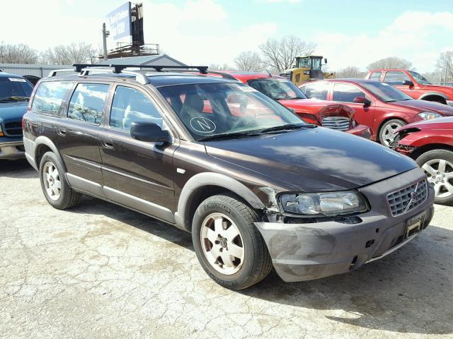 YV1SZ58D111001473 - 2001 VOLVO V70 XC BROWN photo 1