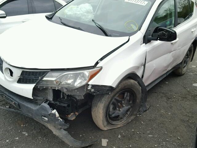2T3BFREV3DW021992 - 2013 TOYOTA RAV4 LE WHITE photo 9