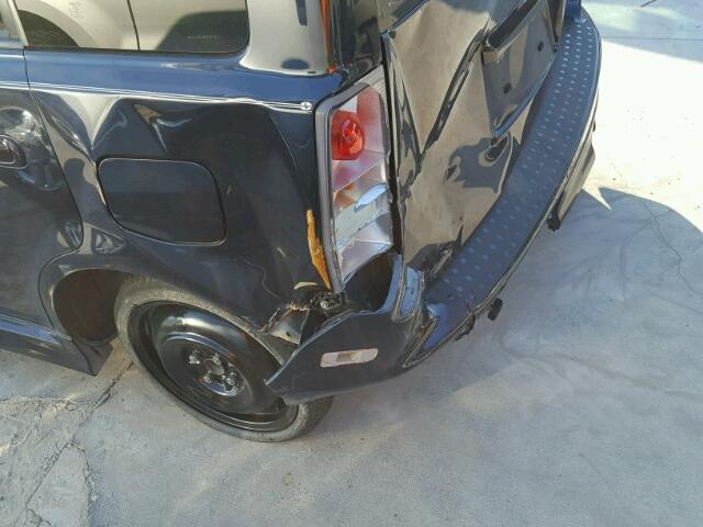 JTLKT324364107650 - 2006 TOYOTA SCION XB BLUE photo 9