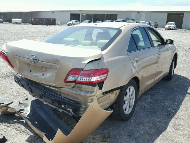 4T1BF3EK6BU218583 - 2011 TOYOTA CAMRY/SE/L GOLD photo 4