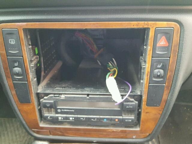 WVWEH63B71E004629 - 2001 VOLKSWAGEN PASSAT GLX GRAY photo 9