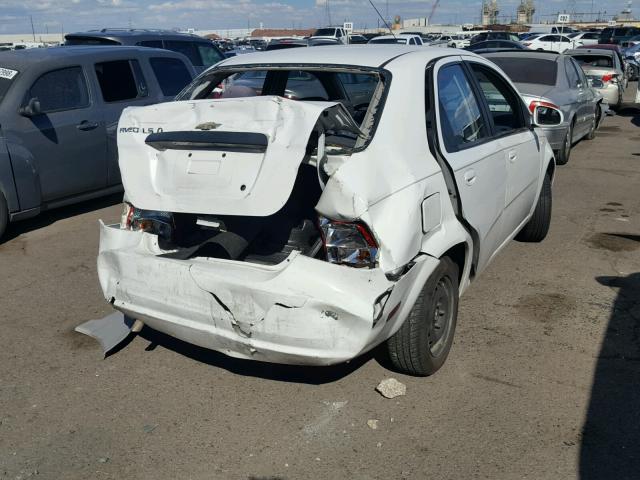 KL1TD56626B523048 - 2006 CHEVROLET AVEO BASE WHITE photo 4