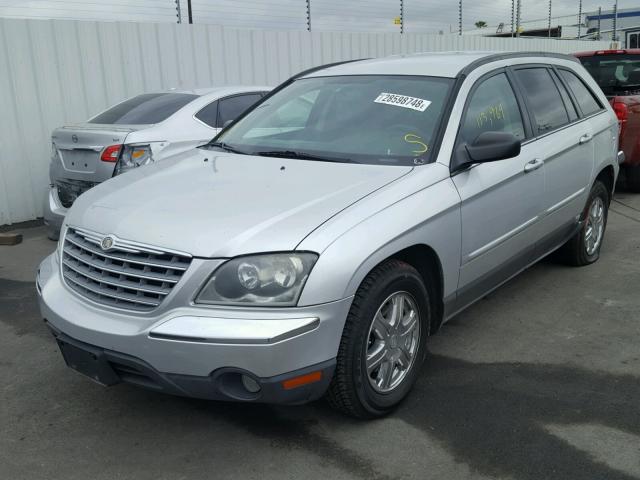 2C8GM68495R579417 - 2005 CHRYSLER PACIFICA T SILVER photo 2