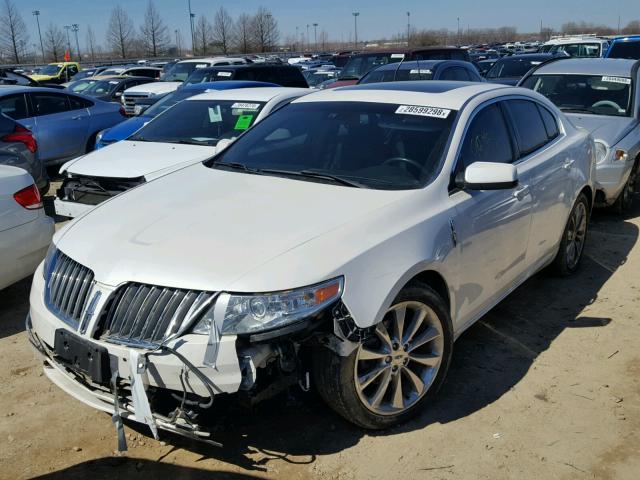 1LNHL9FT0AG610873 - 2010 LINCOLN MKS WHITE photo 9