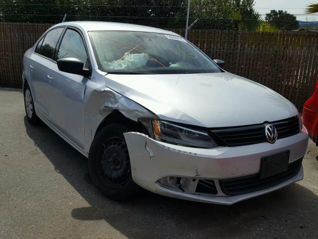 3VW2K7AJ9DM309940 - 2013 VOLKSWAGEN JETTA BASE ვერცხლისფერი ფოტო 1