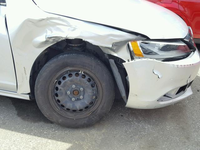 3VW2K7AJ9DM309940 - 2013 VOLKSWAGEN JETTA BASE ვერცხლისფერი ფოტო 9