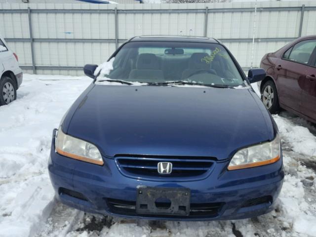 1HGCG31721A014002 - 2001 HONDA ACCORD EX BLUE photo 9