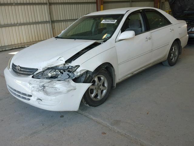 4T1BE32K92U036139 - 2002 TOYOTA CAMRY LE WHITE photo 2