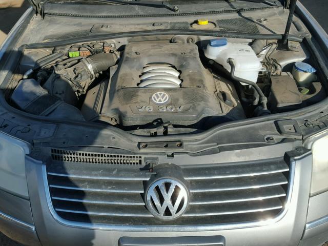 WVWTH63B91P273193 - 2001 VOLKSWAGEN PASSAT GLX 灰色 照片 7