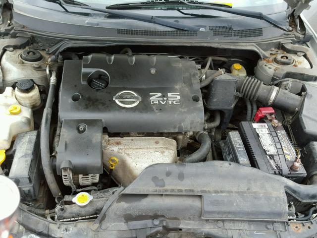 1N4AL11D42C164829 - 2002 NISSAN ALTIMA BAS SILVER photo 7